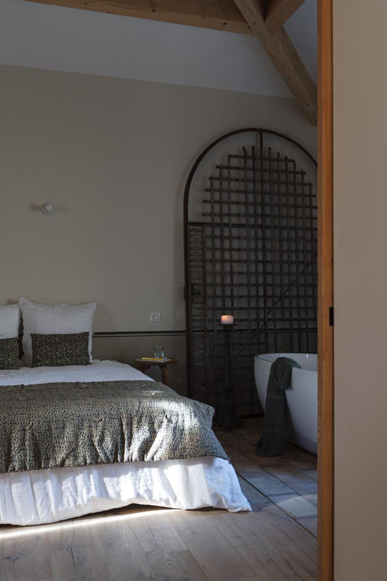 Les Appartements Du Saint Thiers, La Provence Dans Un Coin De La Drome Et L'Esprit D'Une Maison D'Hotes A Saou Экстерьер фото