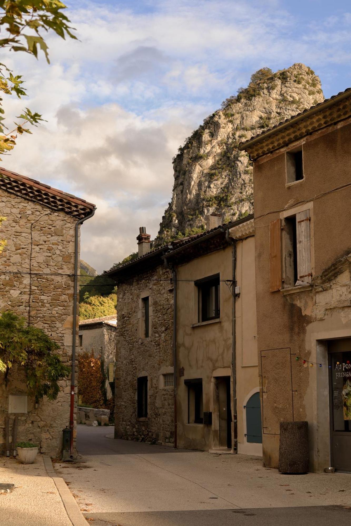 Les Appartements Du Saint Thiers, La Provence Dans Un Coin De La Drome Et L'Esprit D'Une Maison D'Hotes A Saou Экстерьер фото